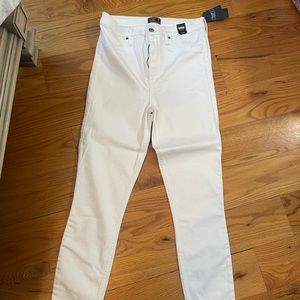 Abercrombie and Fitch white skinny jeans